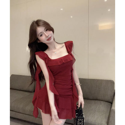 Children with ruffled short skirts